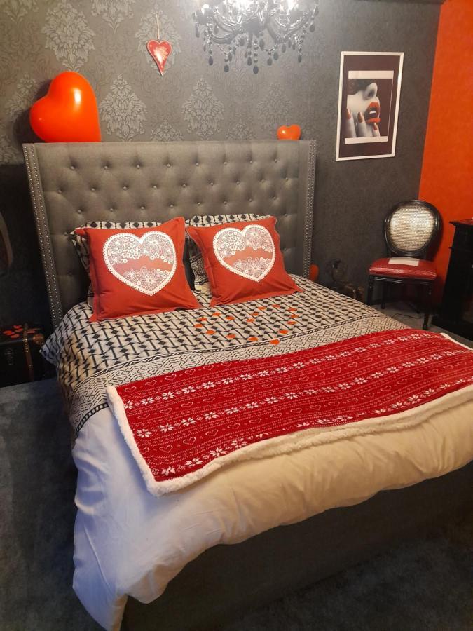 Love Room Le Rouge Et Noir Barr Ngoại thất bức ảnh