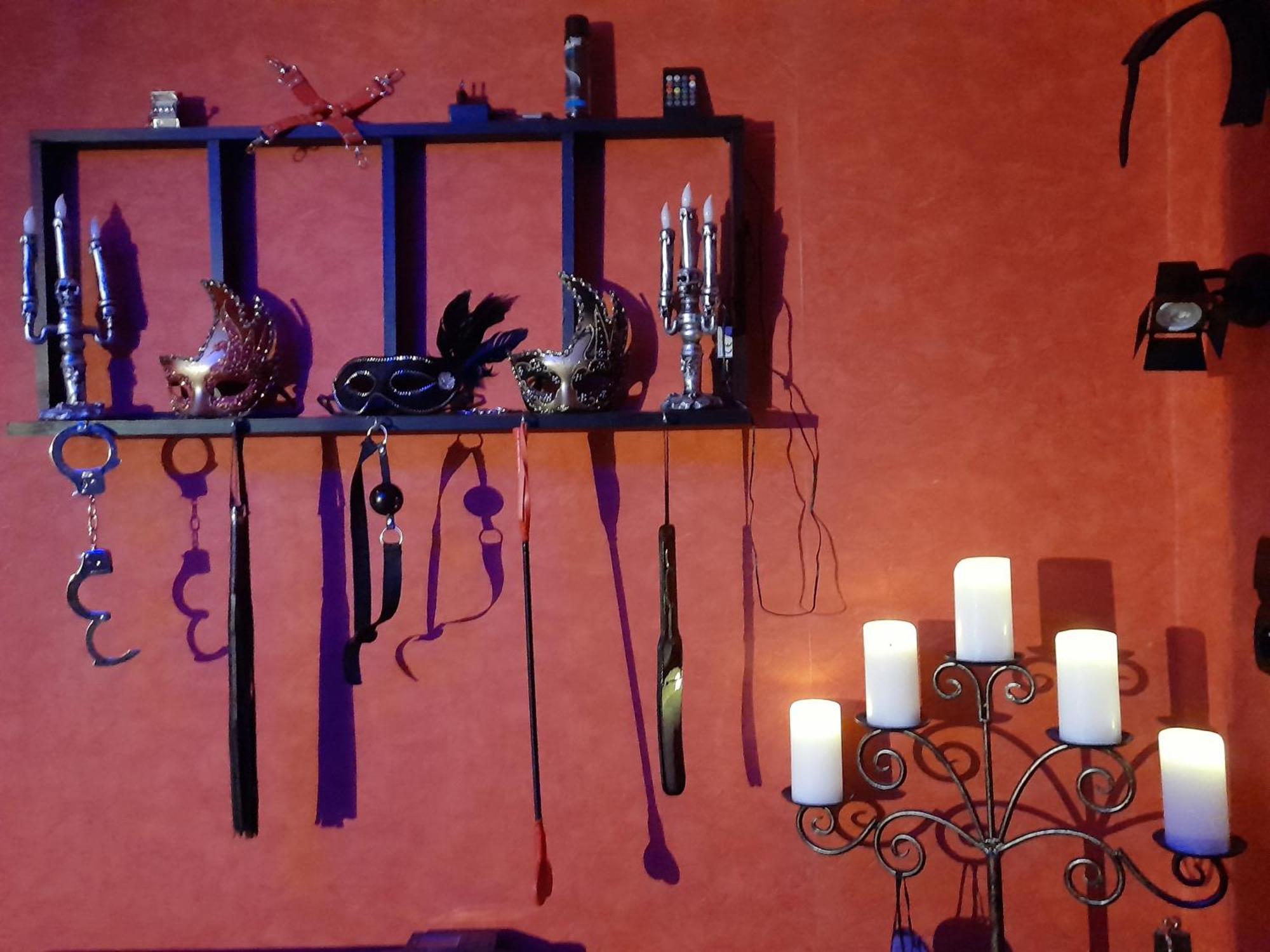 Love Room Le Rouge Et Noir Barr Ngoại thất bức ảnh