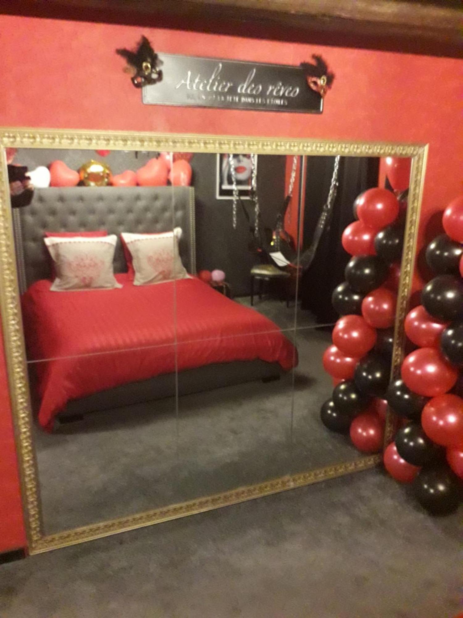 Love Room Le Rouge Et Noir Barr Ngoại thất bức ảnh